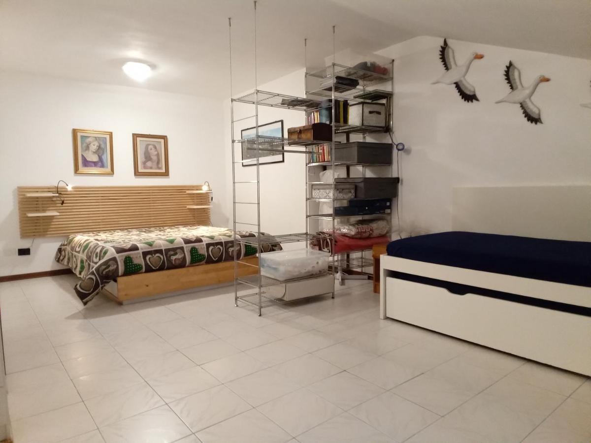 Appartamento - Terrazzo Vivibile Vista Mare, Wi-Fi Gratuito Vallecrosia Extérieur photo