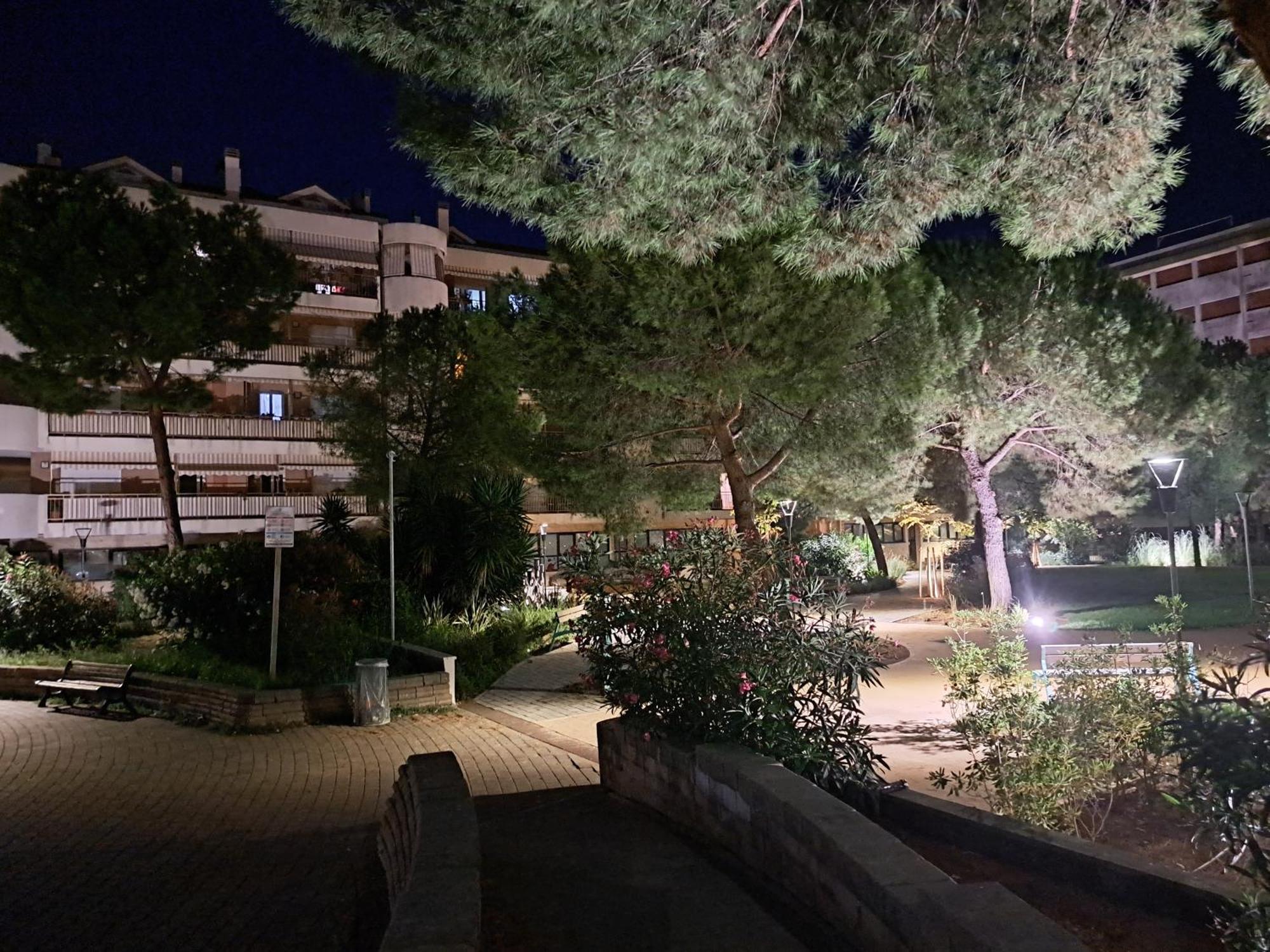 Appartamento - Terrazzo Vivibile Vista Mare, Wi-Fi Gratuito Vallecrosia Extérieur photo