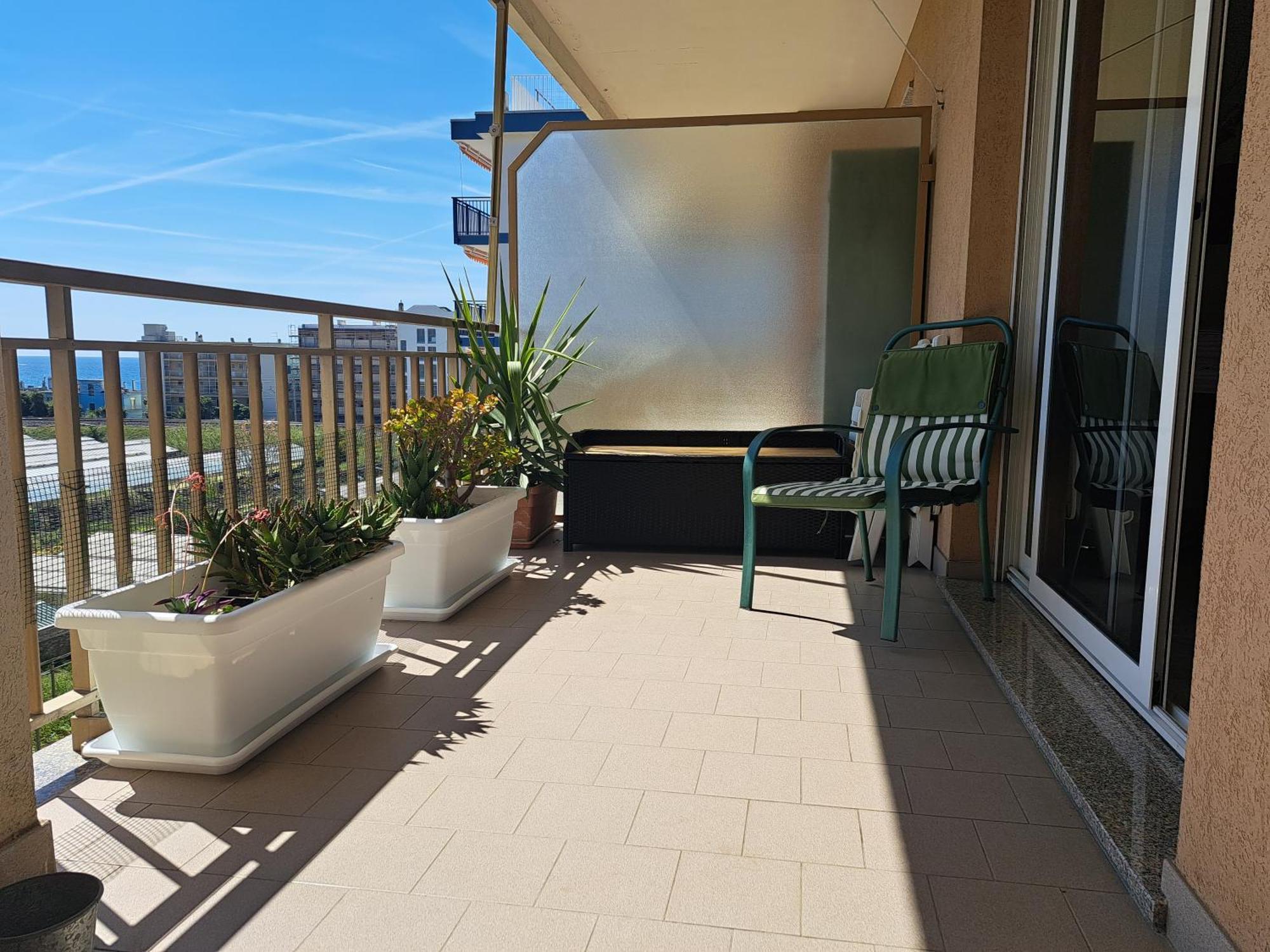 Appartamento - Terrazzo Vivibile Vista Mare, Wi-Fi Gratuito Vallecrosia Extérieur photo