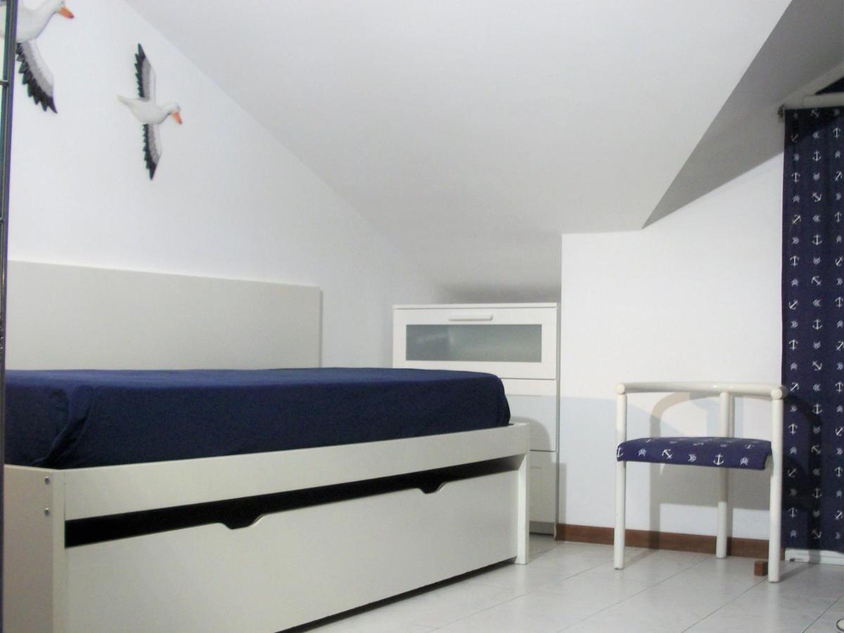 Appartamento - Terrazzo Vivibile Vista Mare, Wi-Fi Gratuito Vallecrosia Extérieur photo