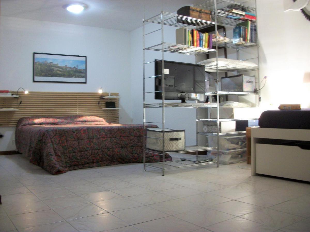 Appartamento - Terrazzo Vivibile Vista Mare, Wi-Fi Gratuito Vallecrosia Extérieur photo